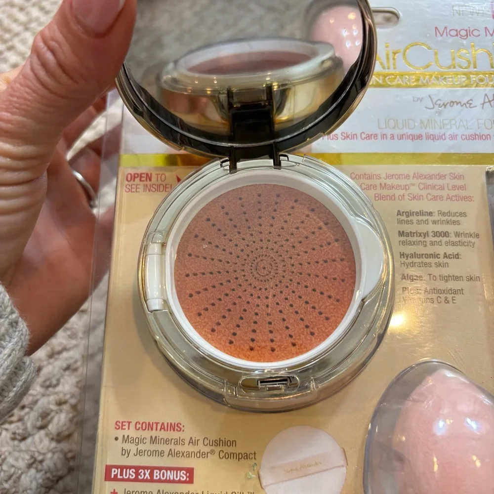 Brand new in Package‎ Jerome Alexander Air Cushion Liquid Mineral Foundation